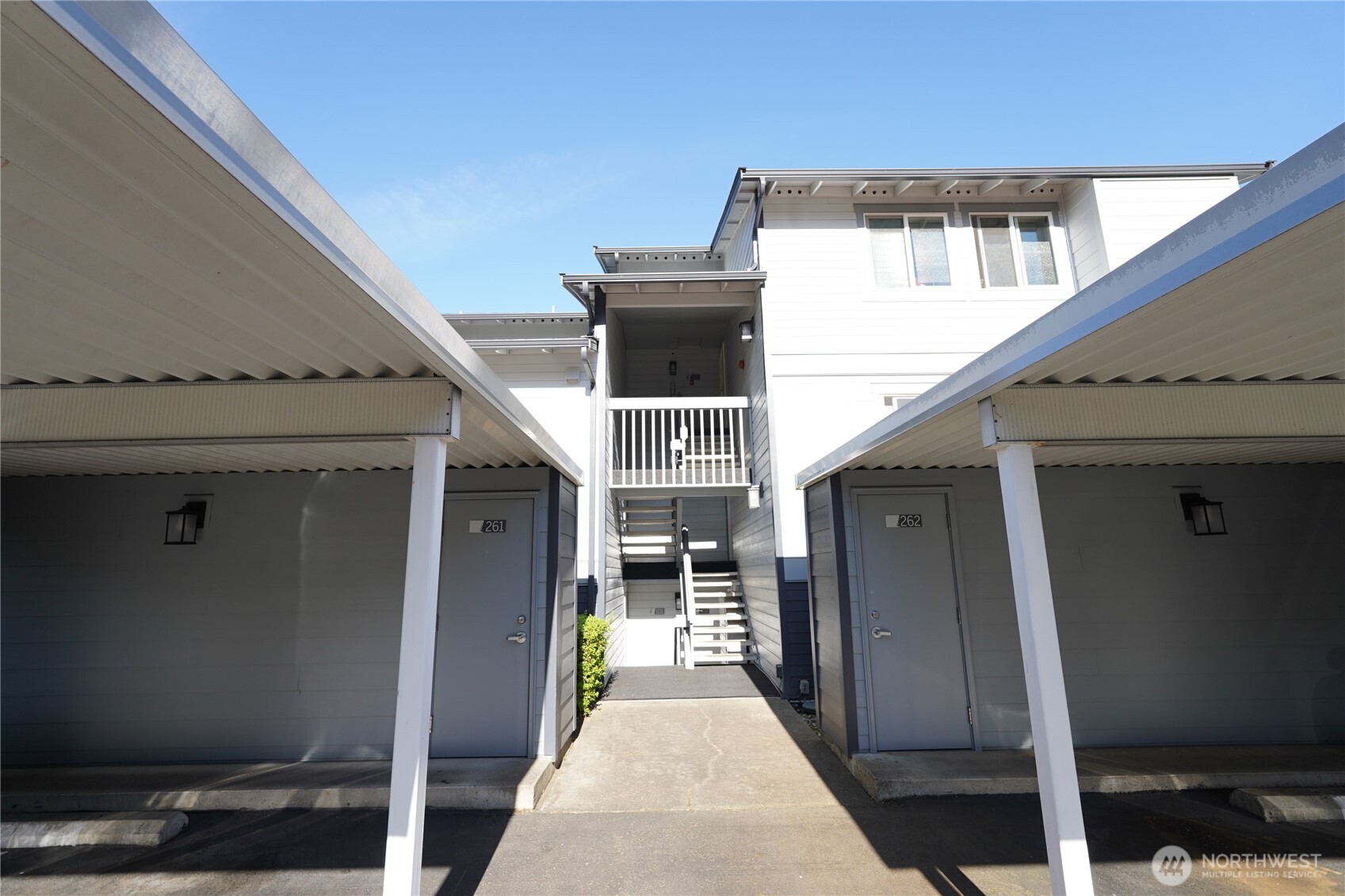 25720 114th Avenue SE #F102, Kent, WA 98030