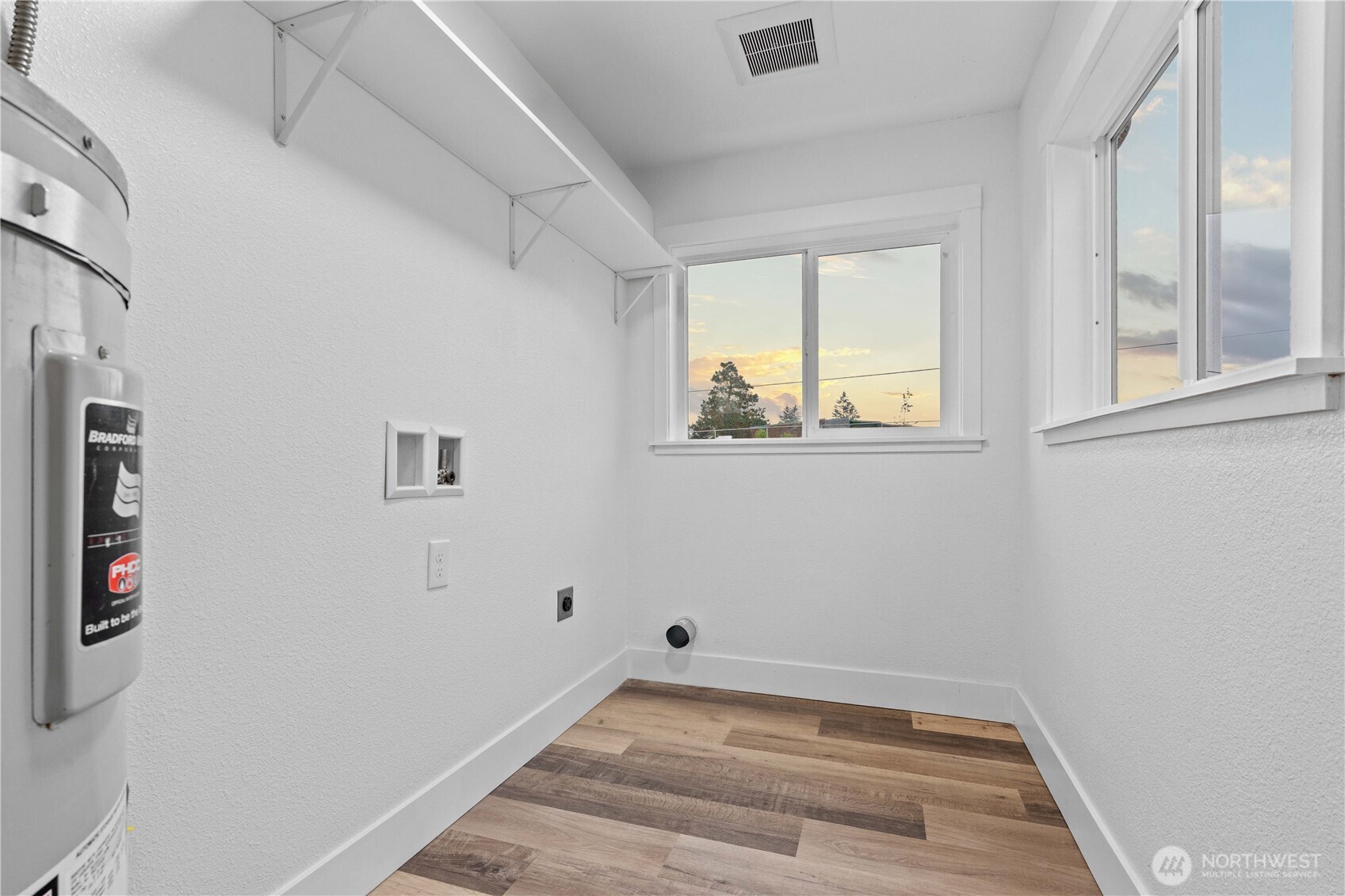 5401 S K Street , Tacoma, WA 98408