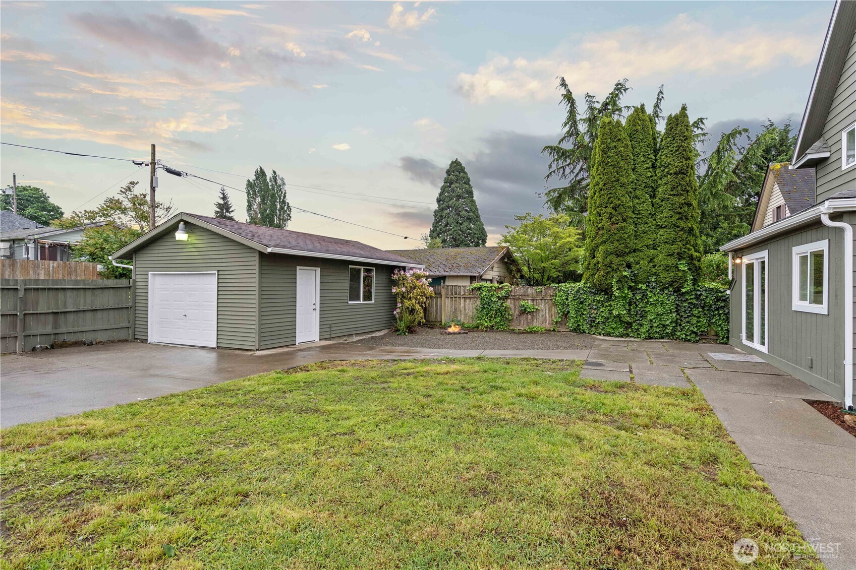 5401 S K Street , Tacoma, WA 98408
