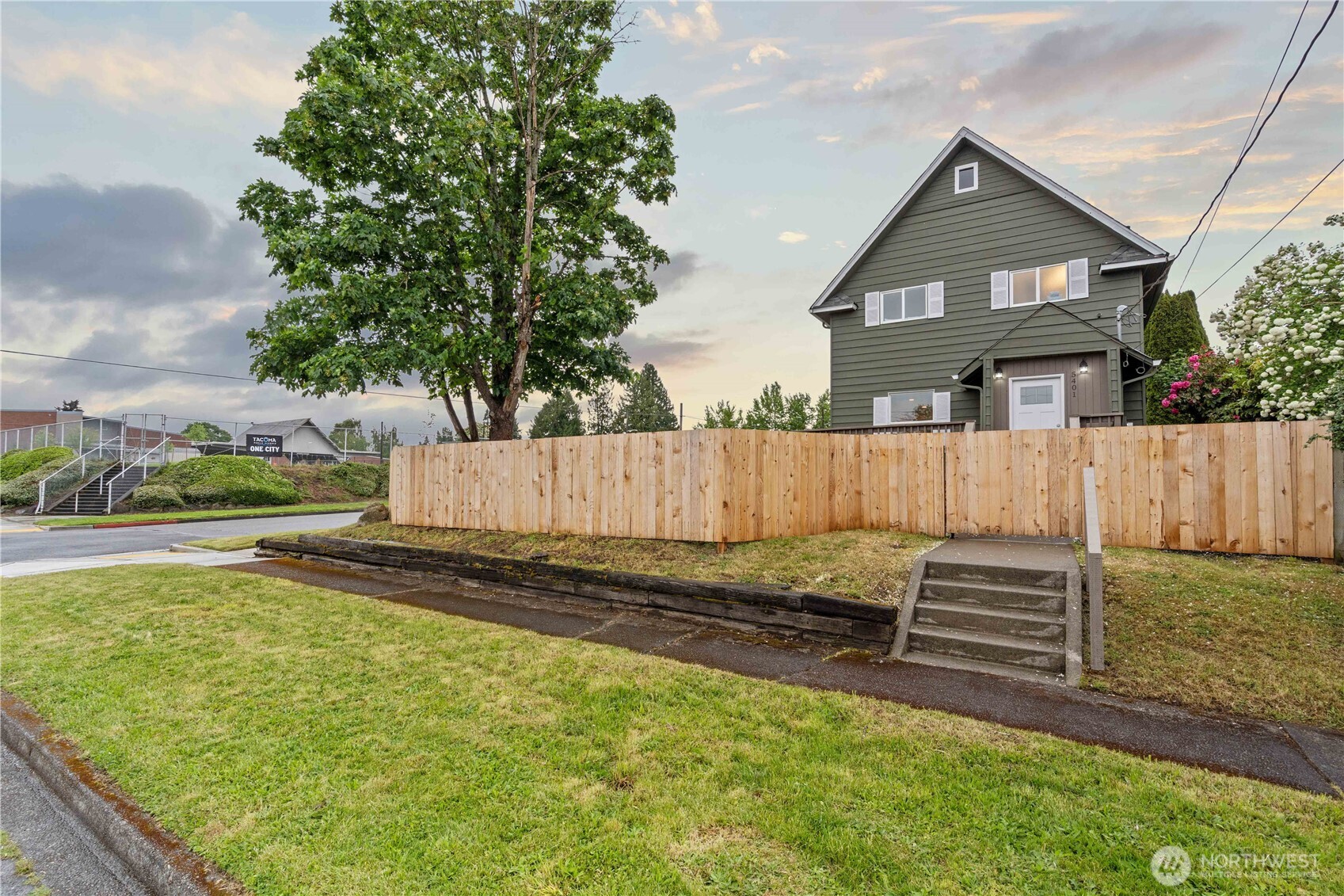 5401 S K Street , Tacoma, WA 98408