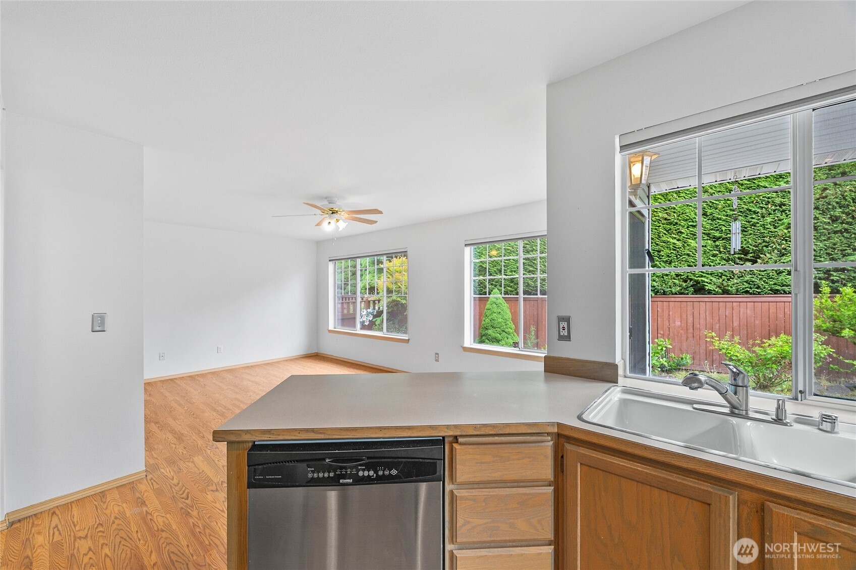 7608 145th Avenue Ct E, Sumner, WA 98390