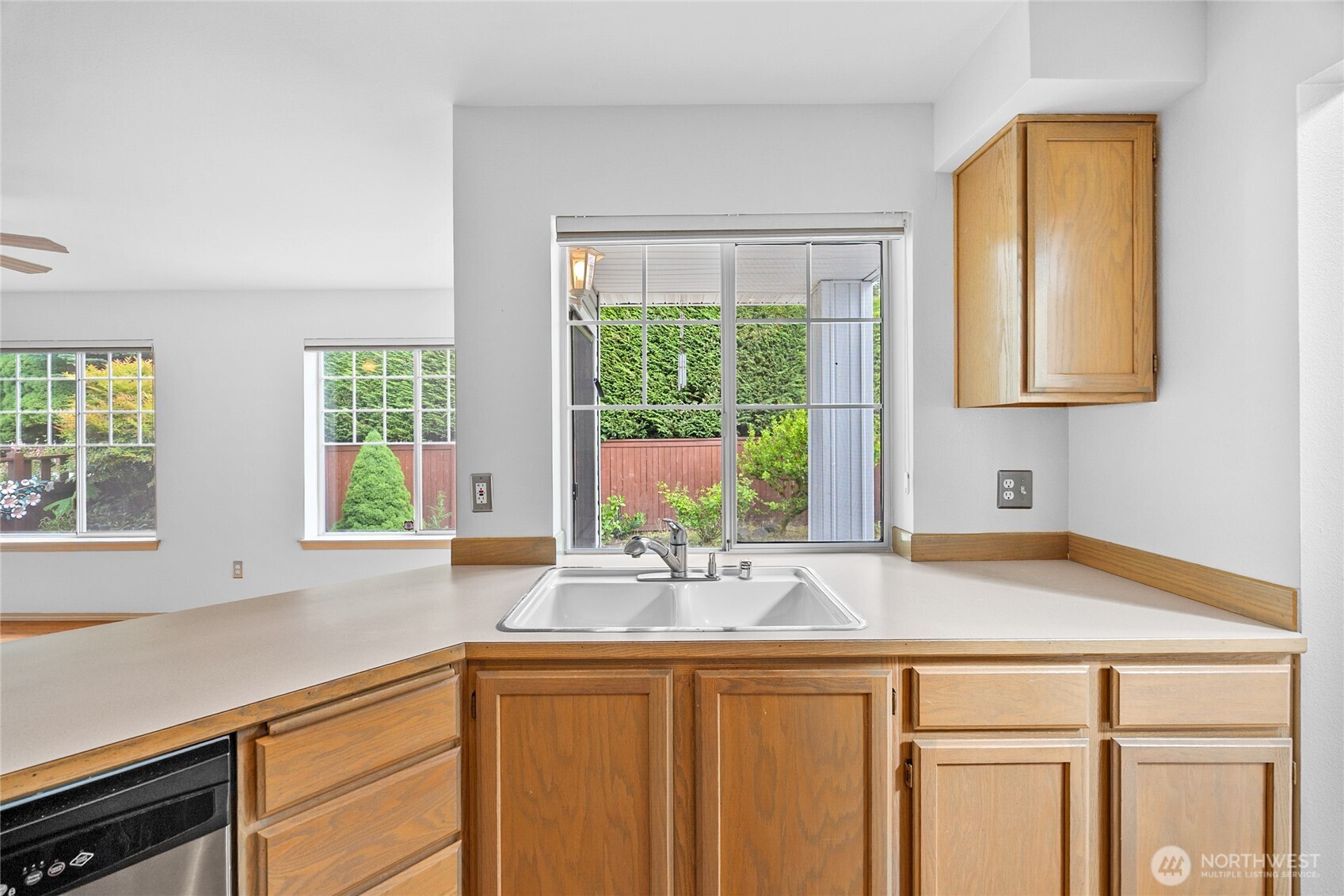 7608 145th Avenue Ct E, Sumner, WA 98390