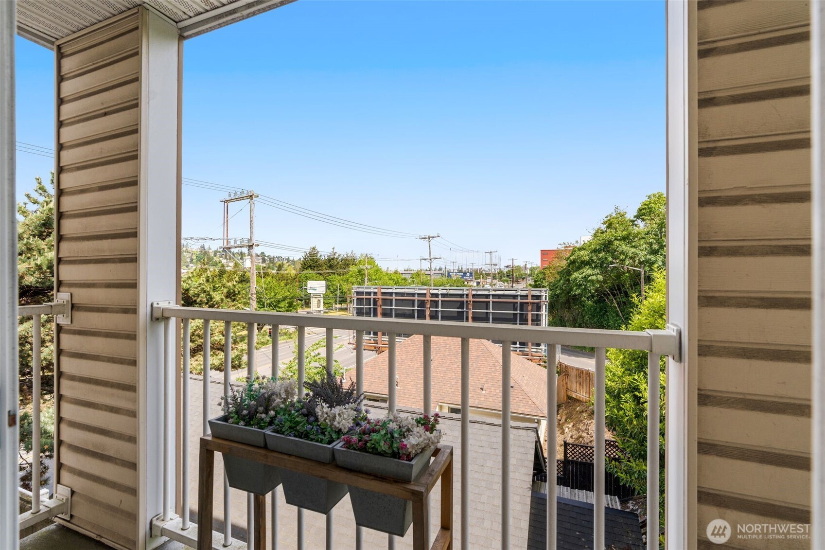 2530 Fifteenth Avenue W #410, Seattle, WA 98119