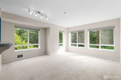 2530 Fifteenth Avenue W #410, Seattle, WA 98119 - Photo 4