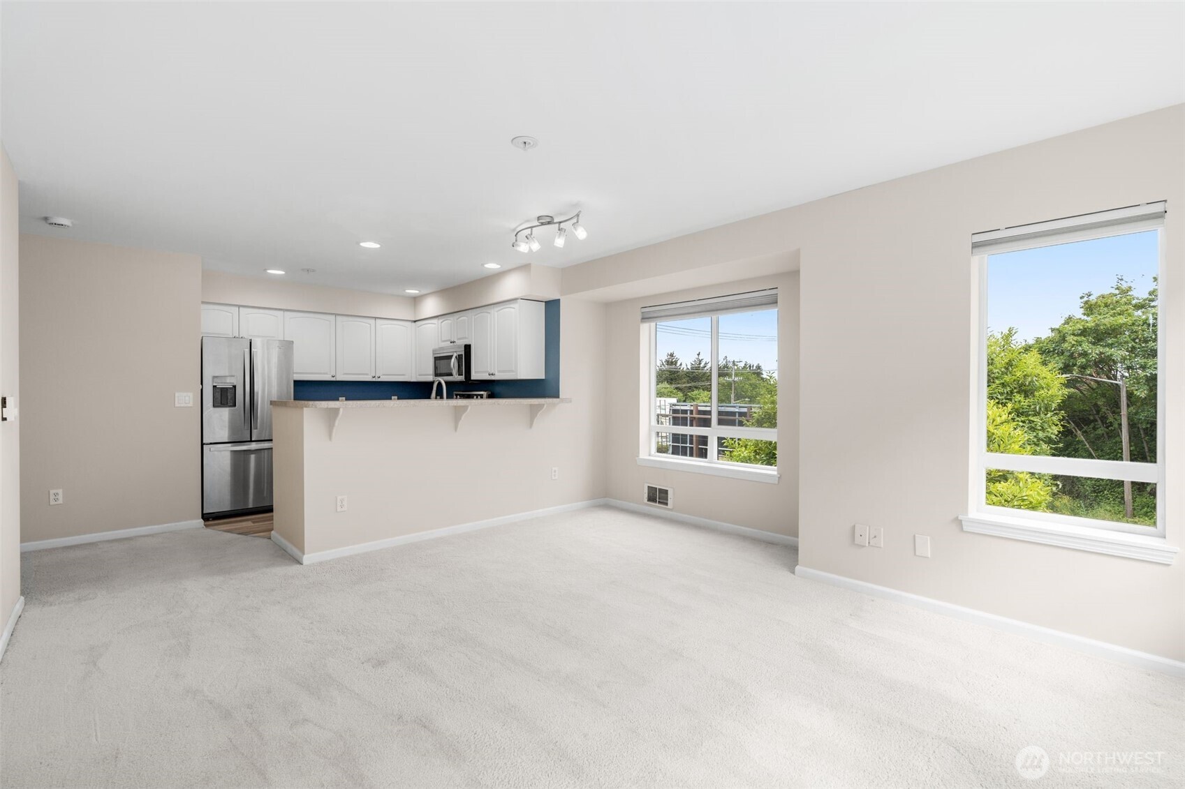 2530 Fifteenth Avenue W #410, Seattle, WA 98119