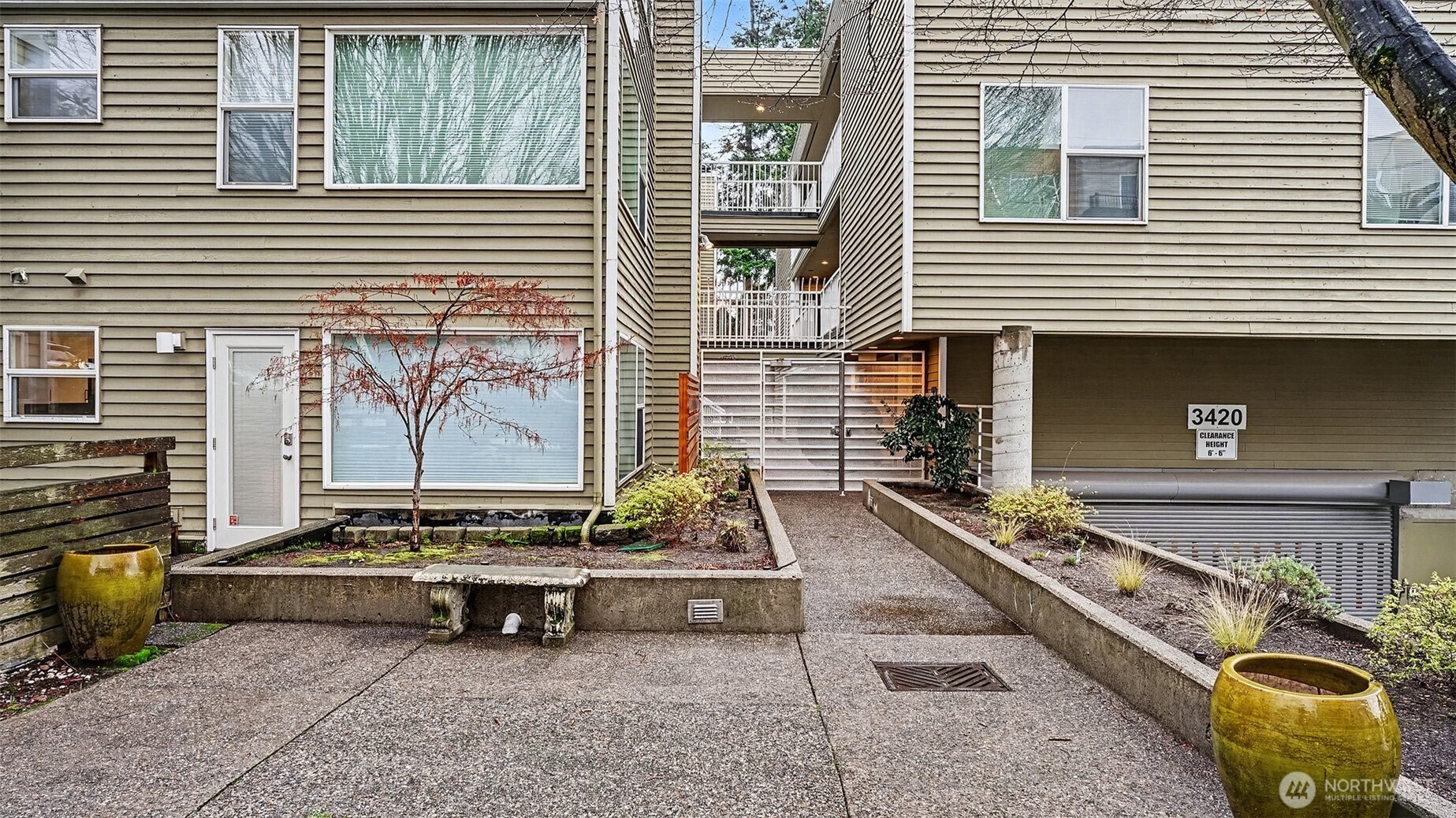3420 Burke N #C-308, Seattle, WA 98103