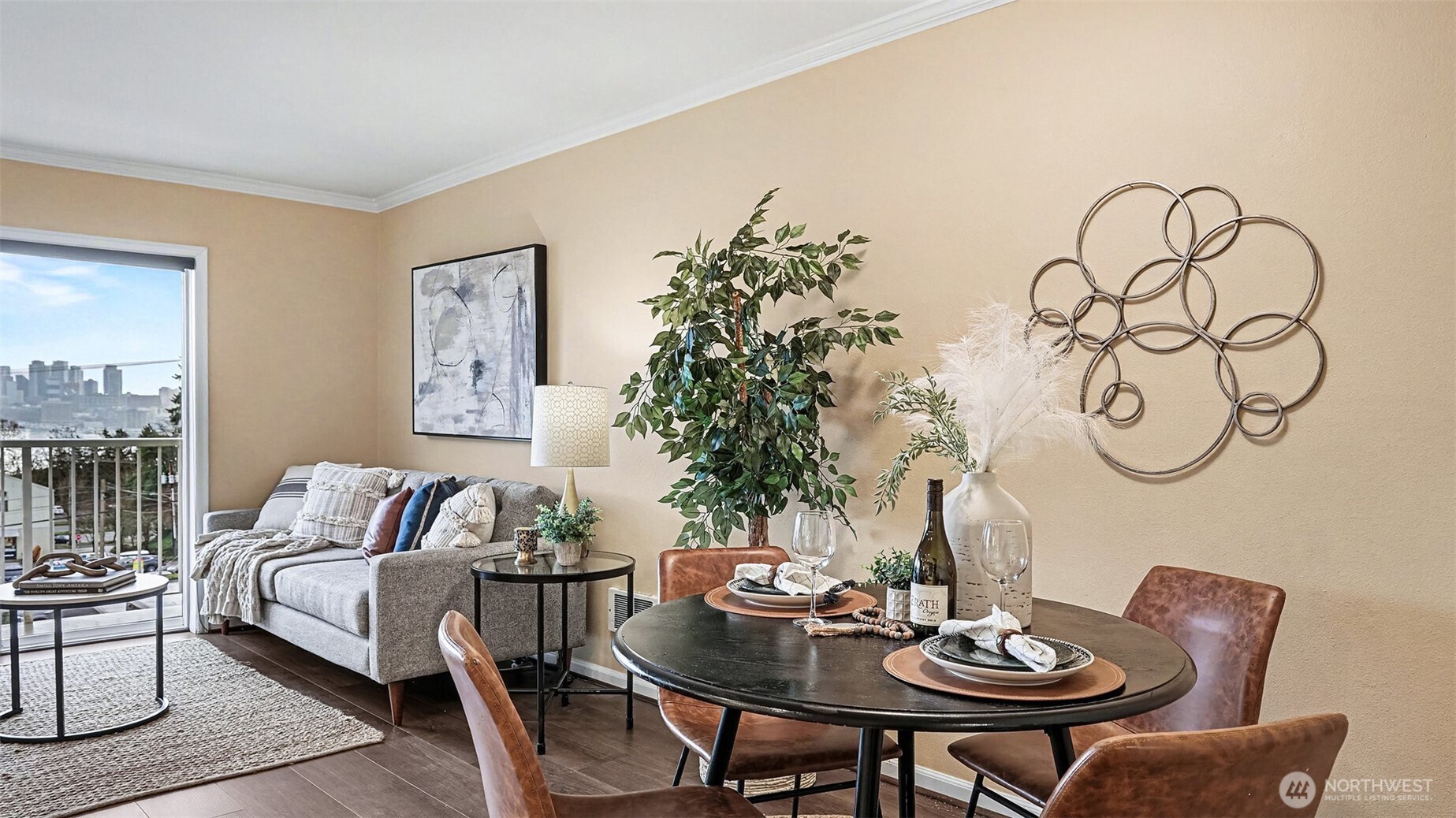 3420 Burke N #C-308, Seattle, WA 98103