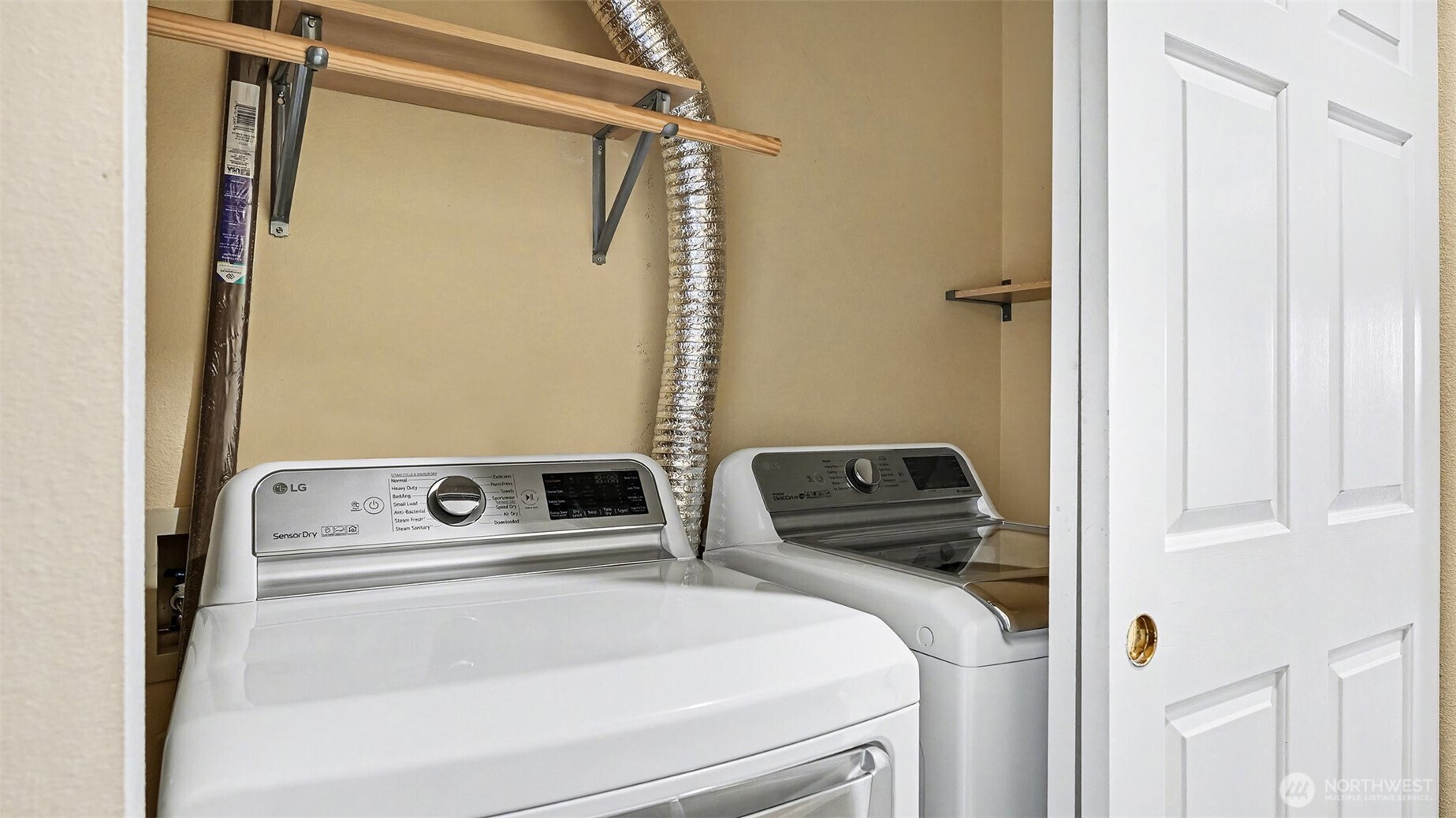 3420 Burke N #C-308, Seattle, WA 98103