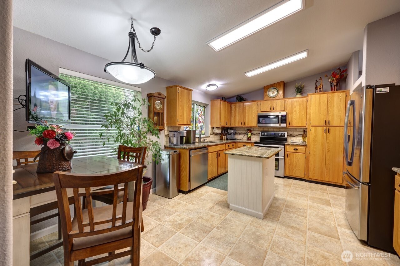 1308 N Washington Avenue , Long Beach, WA 98631