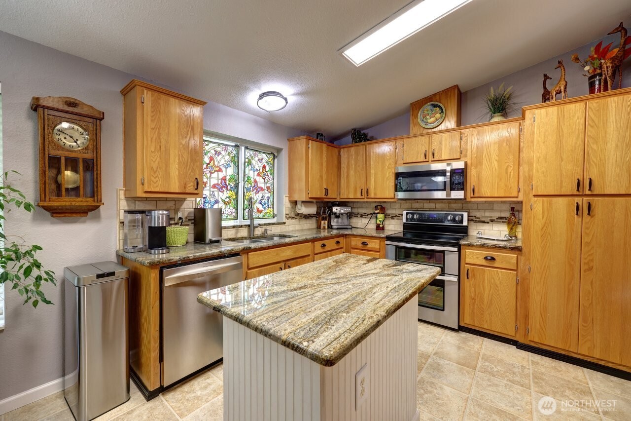 1308 N Washington Avenue , Long Beach, WA 98631