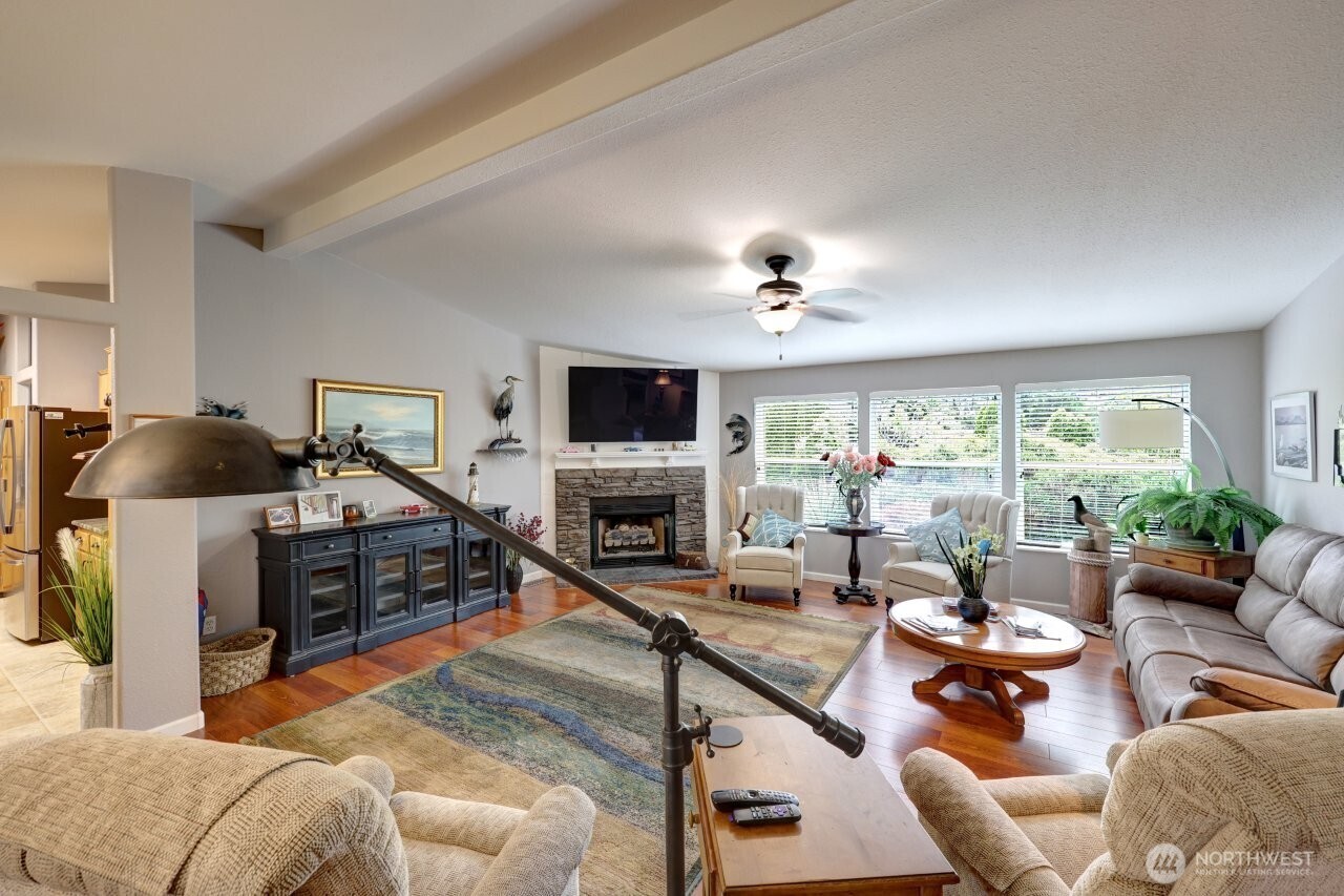 1308 N Washington Avenue , Long Beach, WA 98631