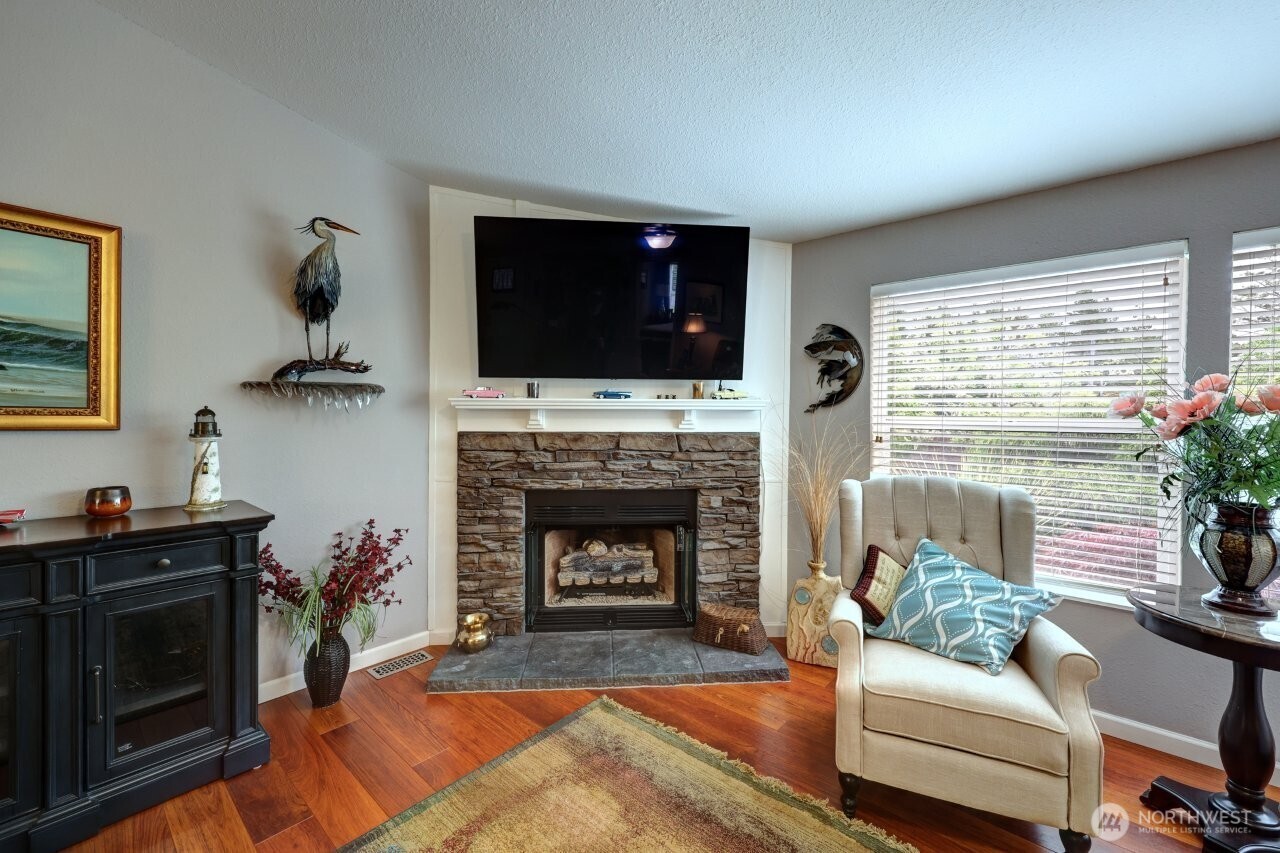 1308 N Washington Avenue , Long Beach, WA 98631