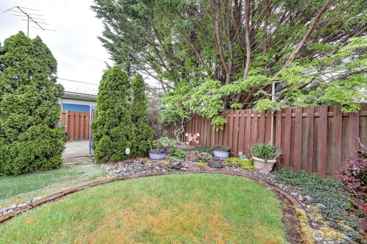 1308 N Washington Avenue , Long Beach, WA 98631