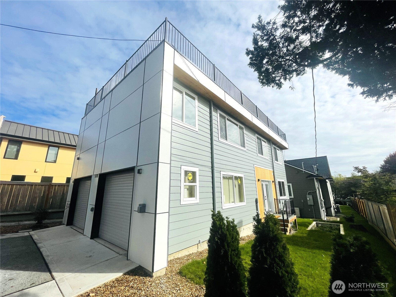 6709 Aurora Avenue , Seattle, WA 98103