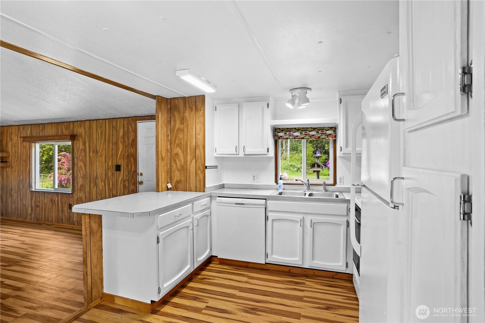 2550 SW Youwood Way , Port Orchard, WA 98367