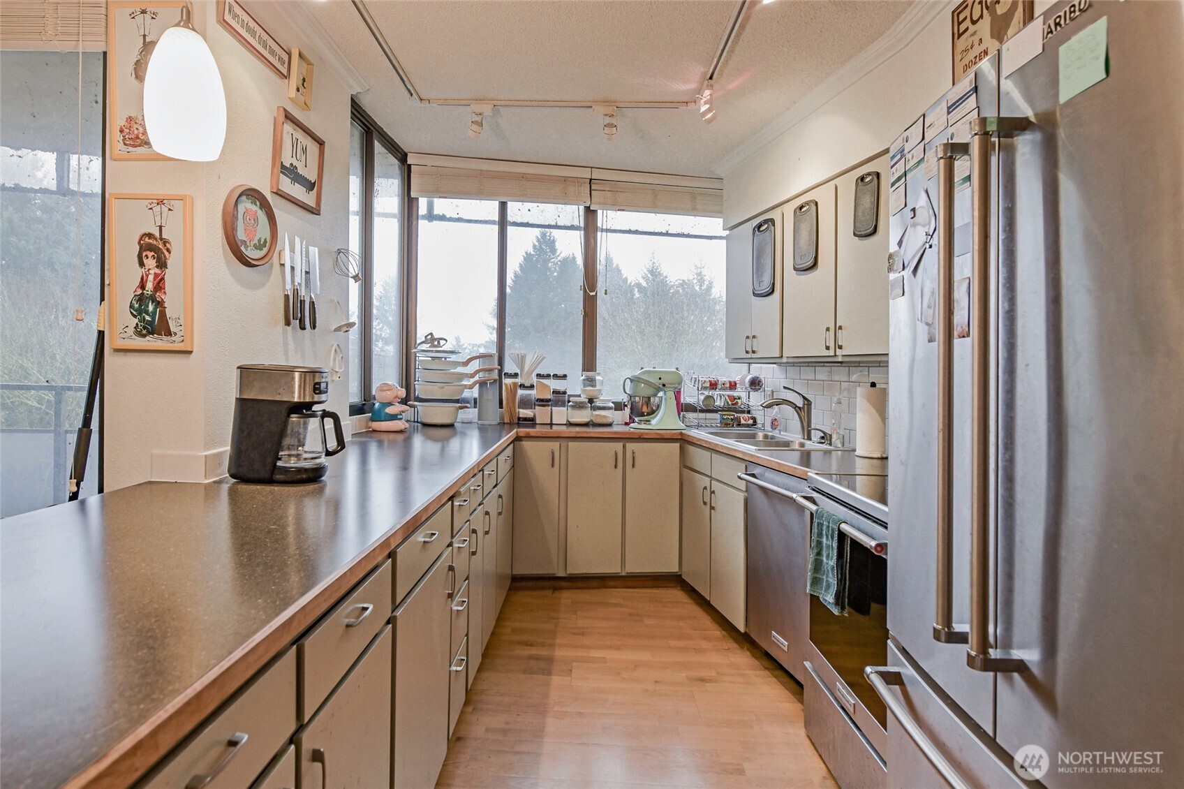 1910 Evergreen Park Drive SW #302, Olympia, WA 98502