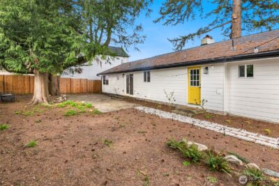 1402 N 136th Street , Seattle, WA 98133 - Photo 13