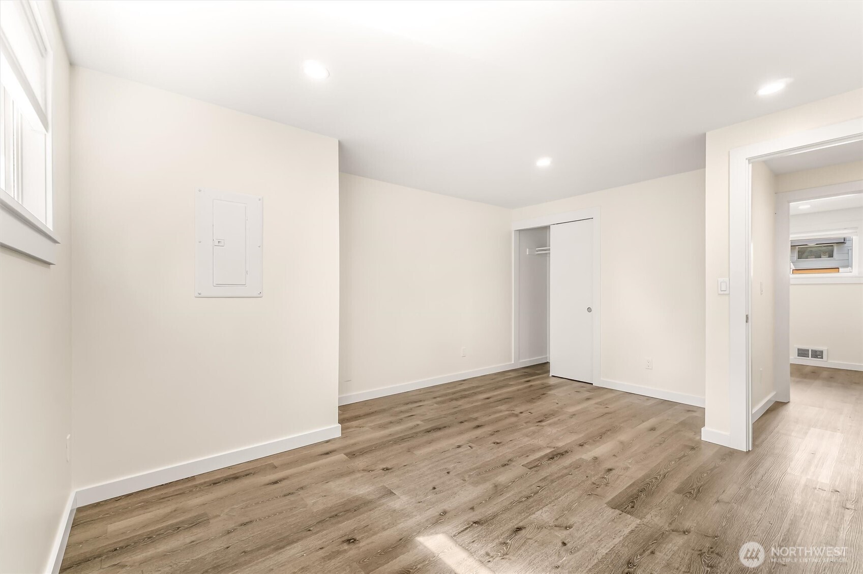 9251 N Ashworth Avenue N, Seattle, WA 98103