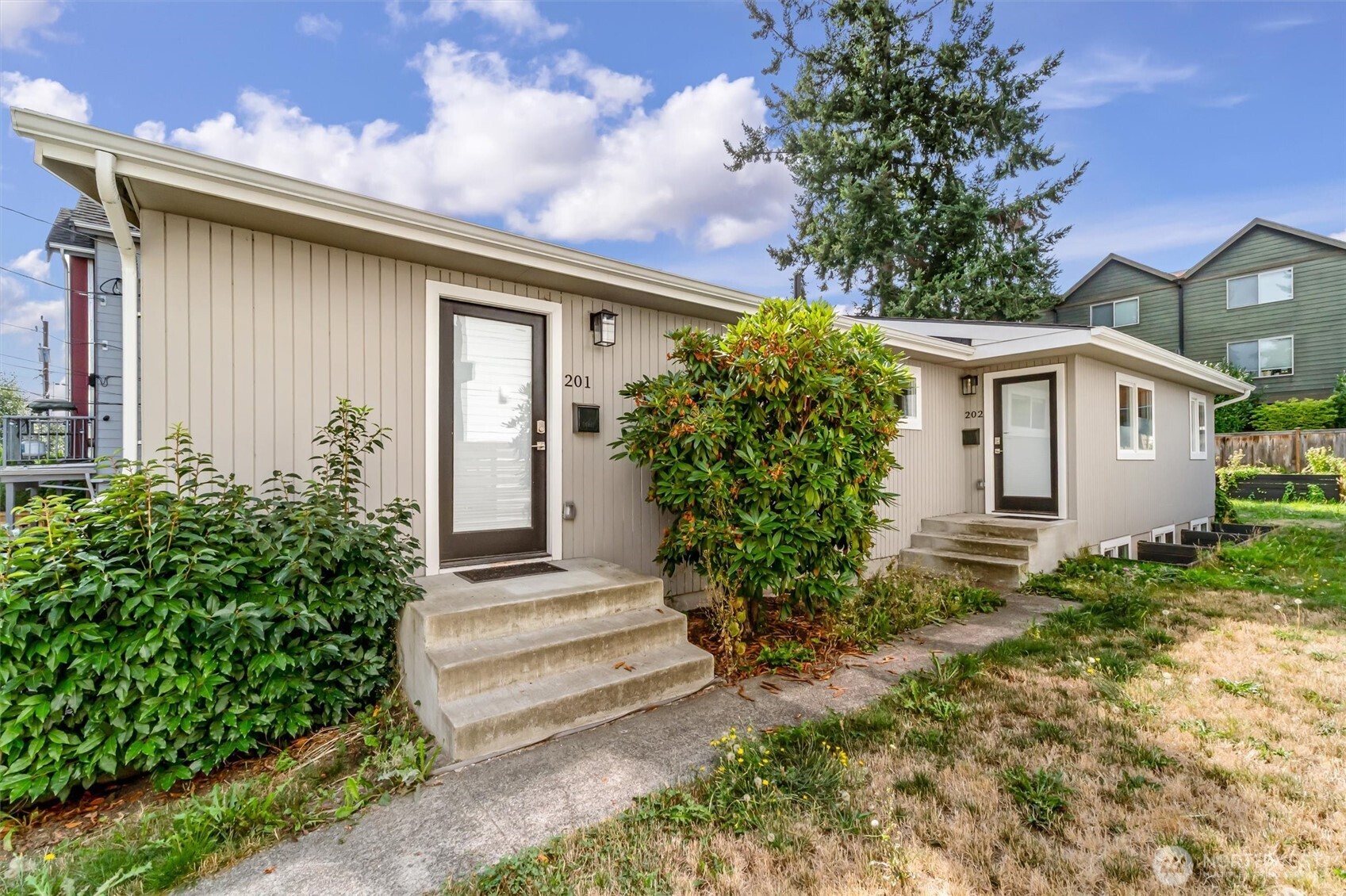 9251 N Ashworth Avenue N, Seattle, WA 98103