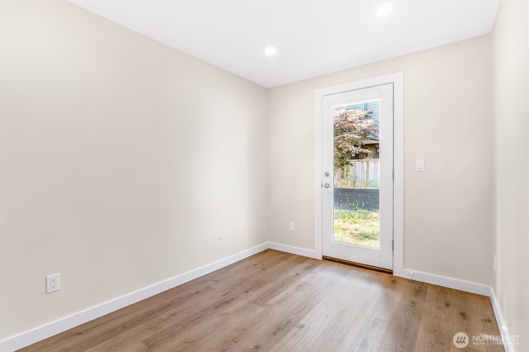 9251 N Ashworth Avenue N, Seattle, WA 98103