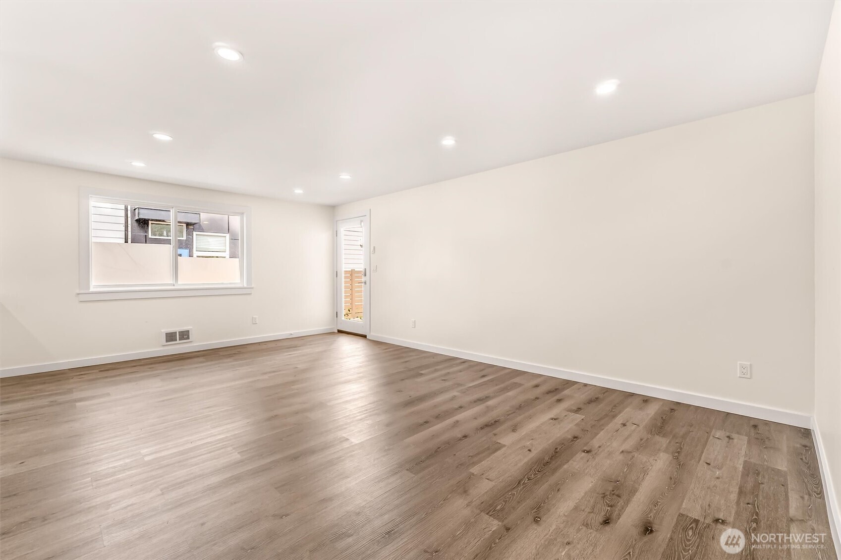 9251 N Ashworth Avenue N, Seattle, WA 98103
