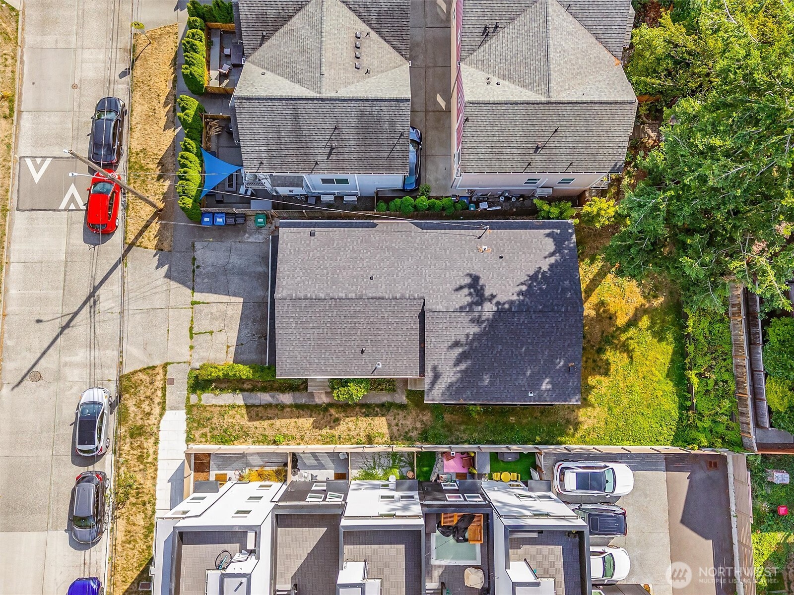 9251 N Ashworth Avenue N, Seattle, WA 98103