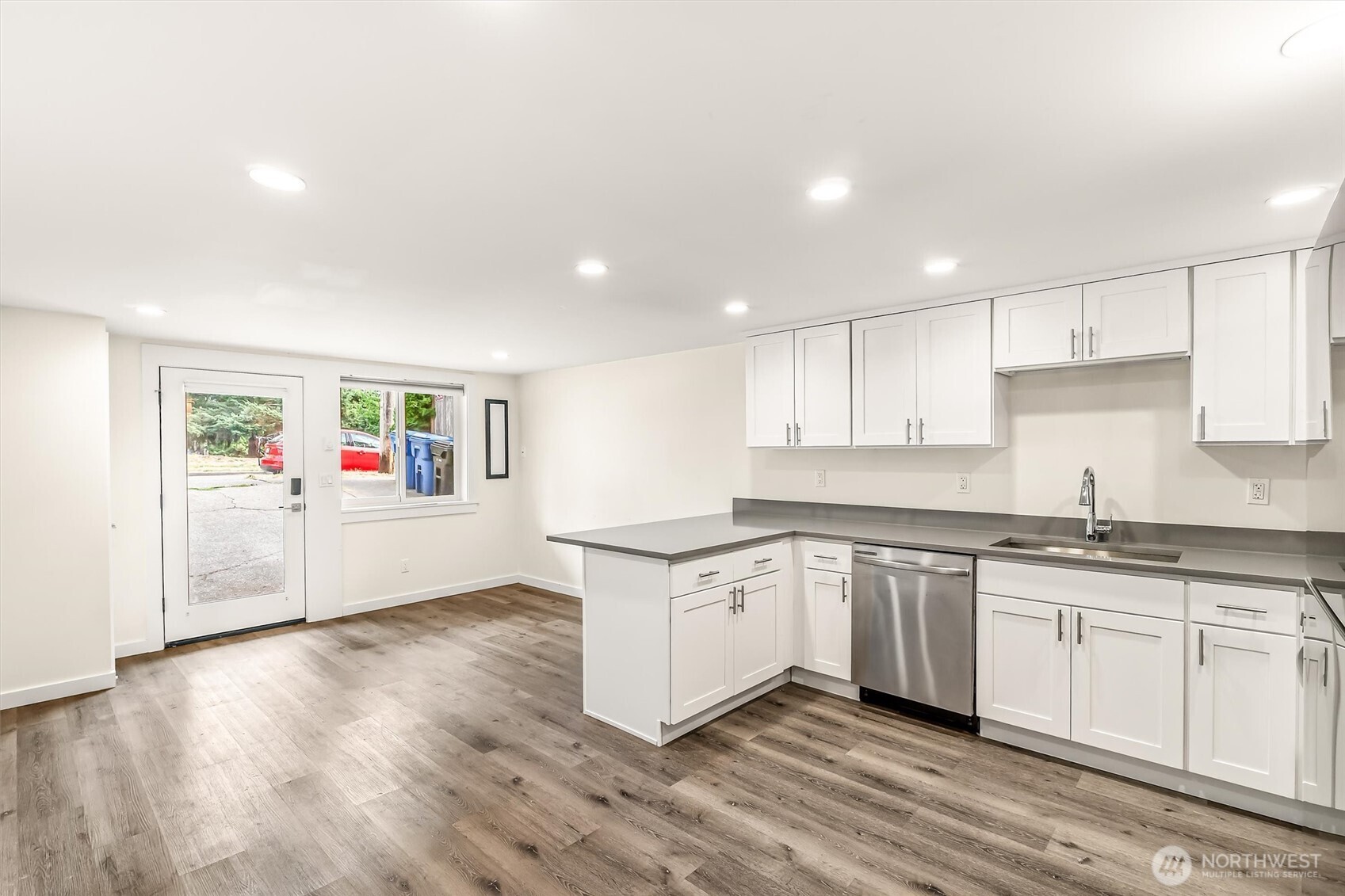 9251 N Ashworth Avenue N, Seattle, WA 98103
