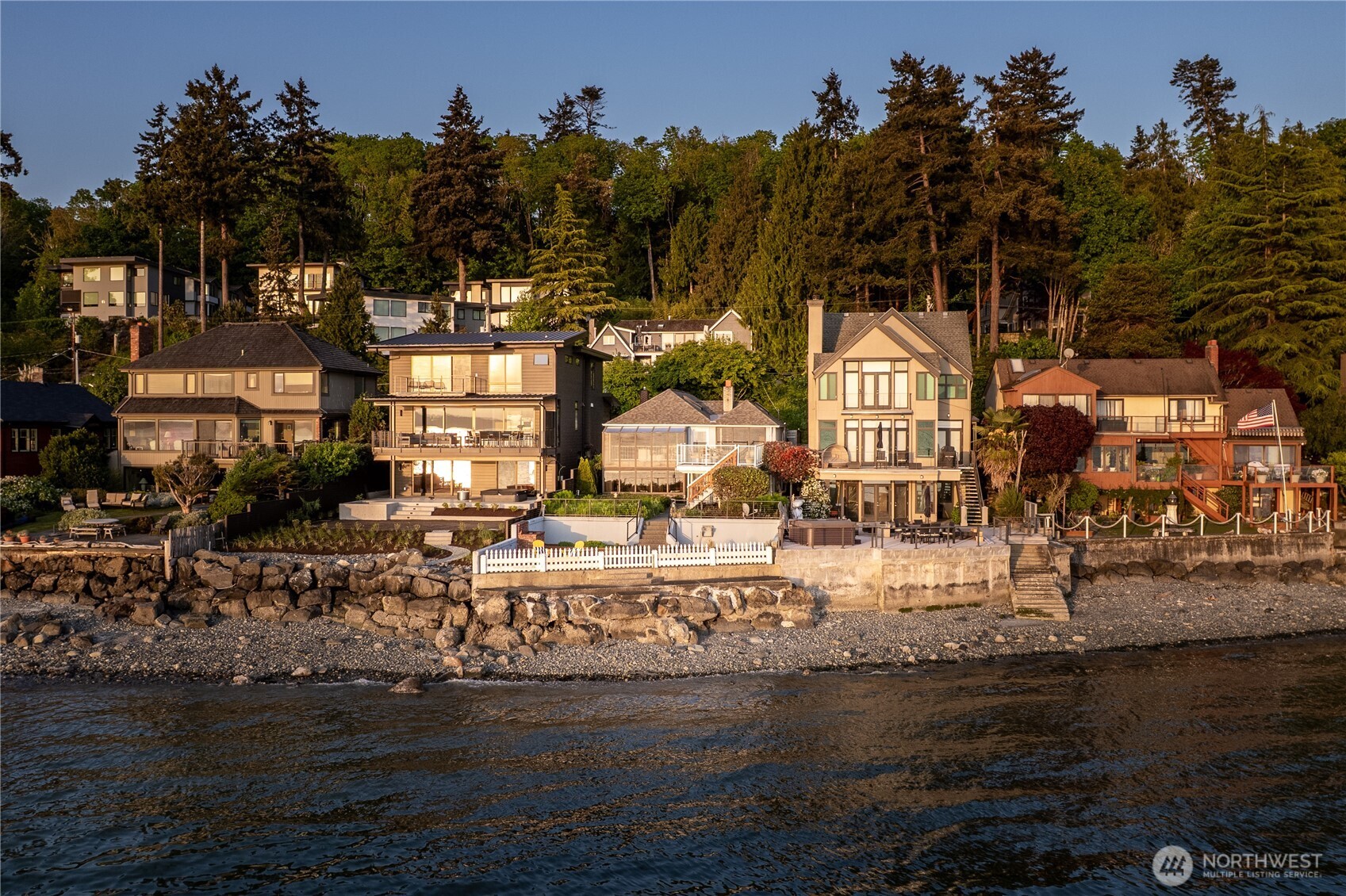5637 Beach Drive SW, Seattle, WA 98136-1345