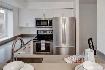 712 E Denny Wy Unit #502 , Seattle, WA 98122 - Photo 5