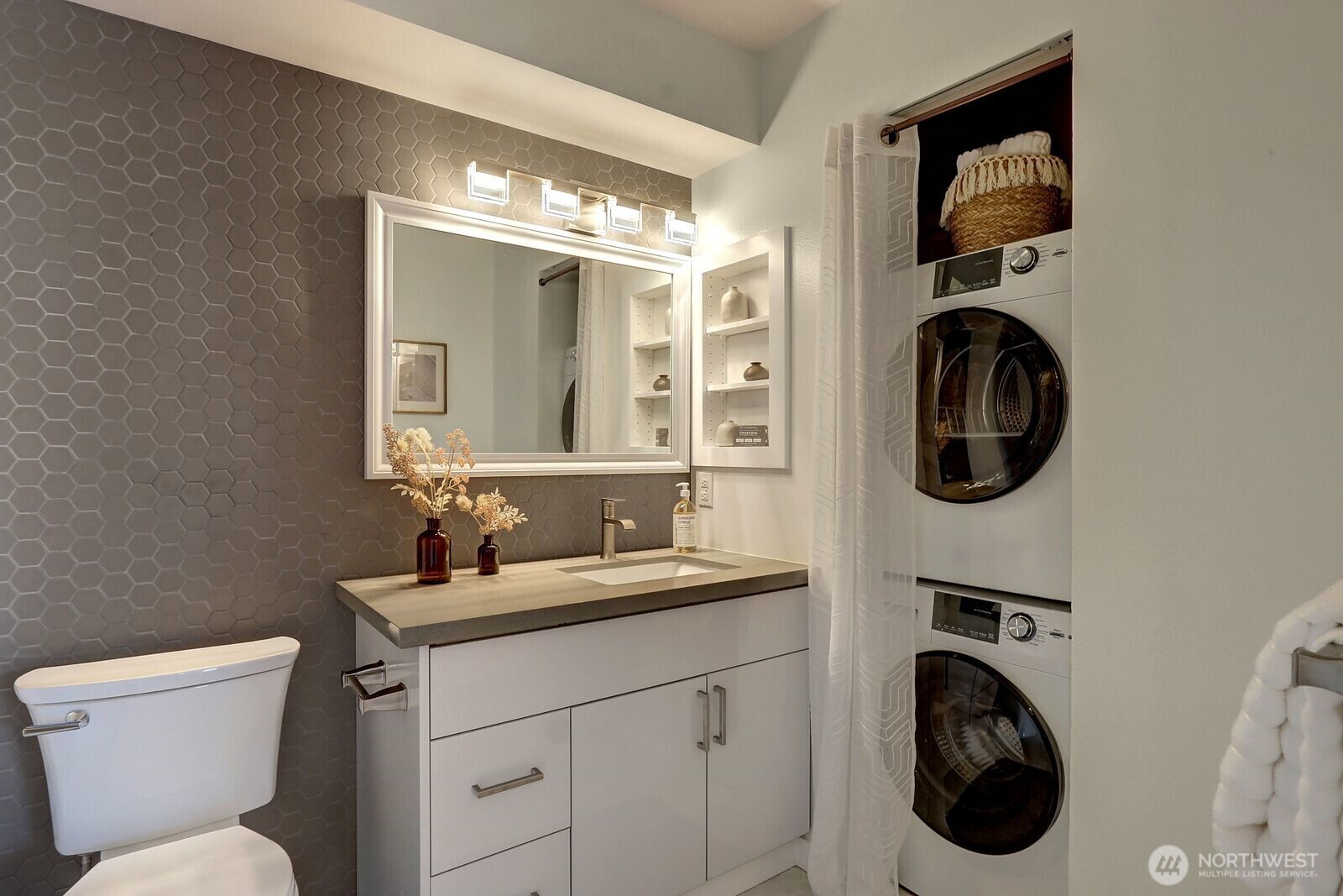 712 E Denny Wy Unit #502 , Seattle, WA 98122