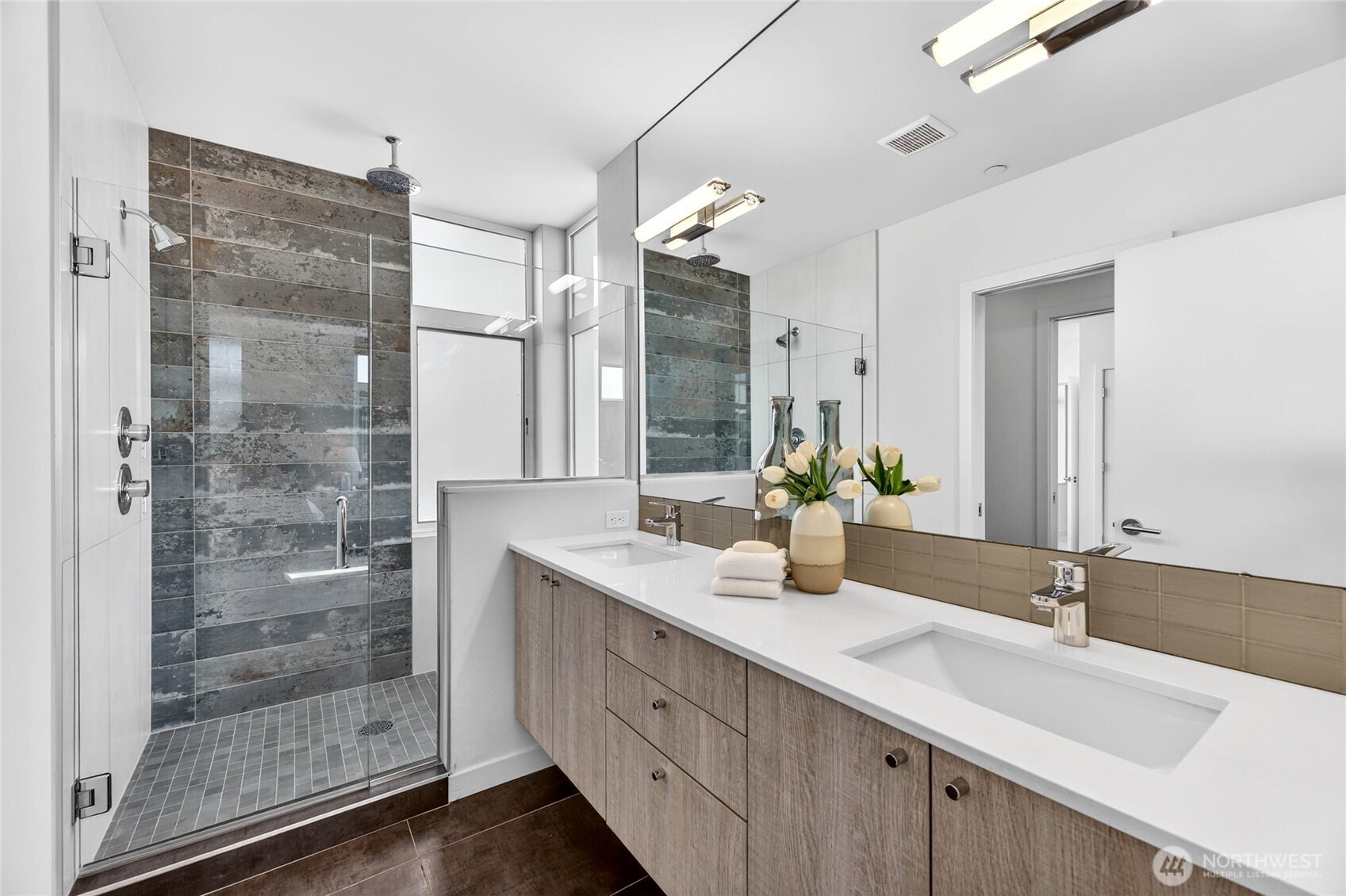 4153 California Avenue SW, Seattle, WA 98116-4101