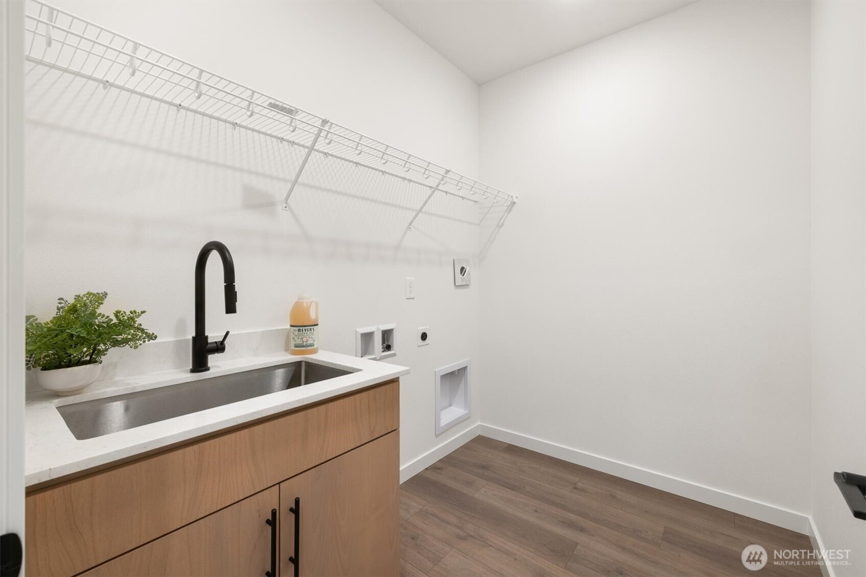 151 E Airedale Avenue , La Center, WA 98629