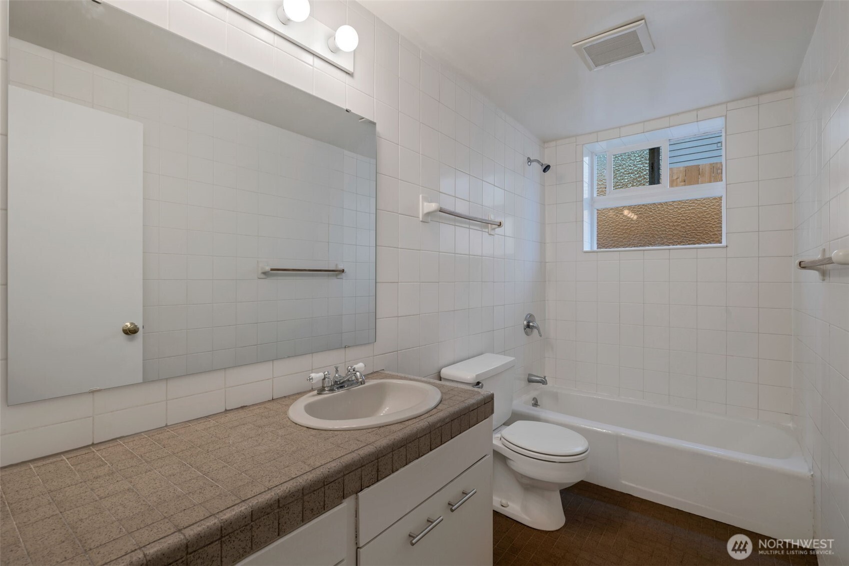 4324 Phinney Avenue N #1, Seattle, WA 98103