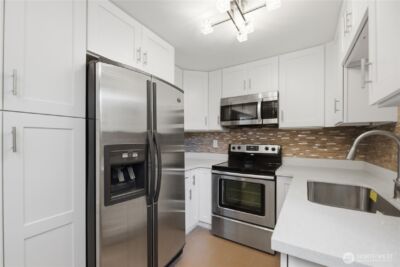 4324 Phinney Avenue N #1, Seattle, WA 98103 - Photo 7