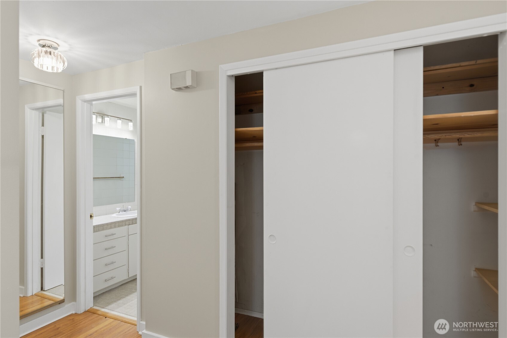 4324 Phinney Avenue N #1, Seattle, WA 98103