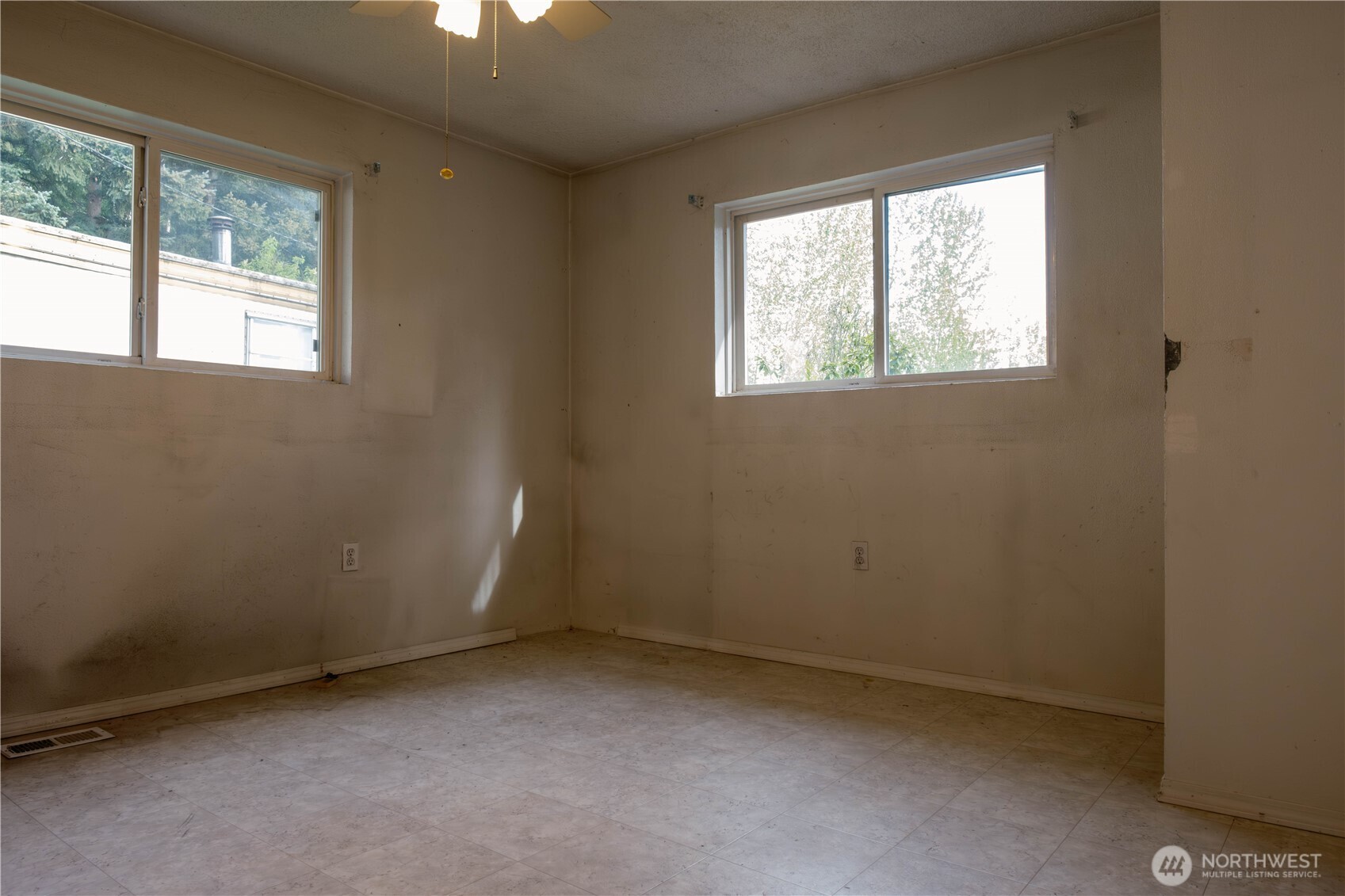 9921 43rd Street Ct E, Edgewood, WA 98371