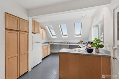 1830 N 54th Street , Seattle, WA 98103 - Photo 23