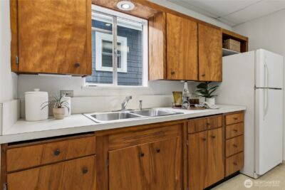 1830 N 54th Street , Seattle, WA 98103 - Photo 13
