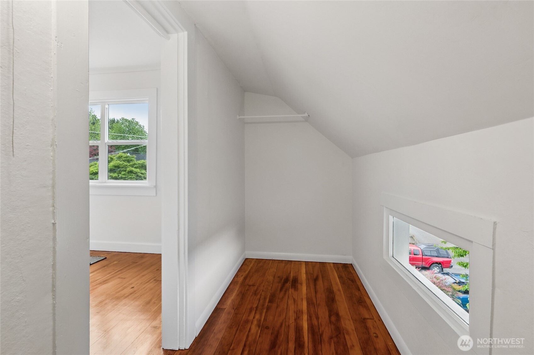 1830 N 54th Street , Seattle, WA 98103