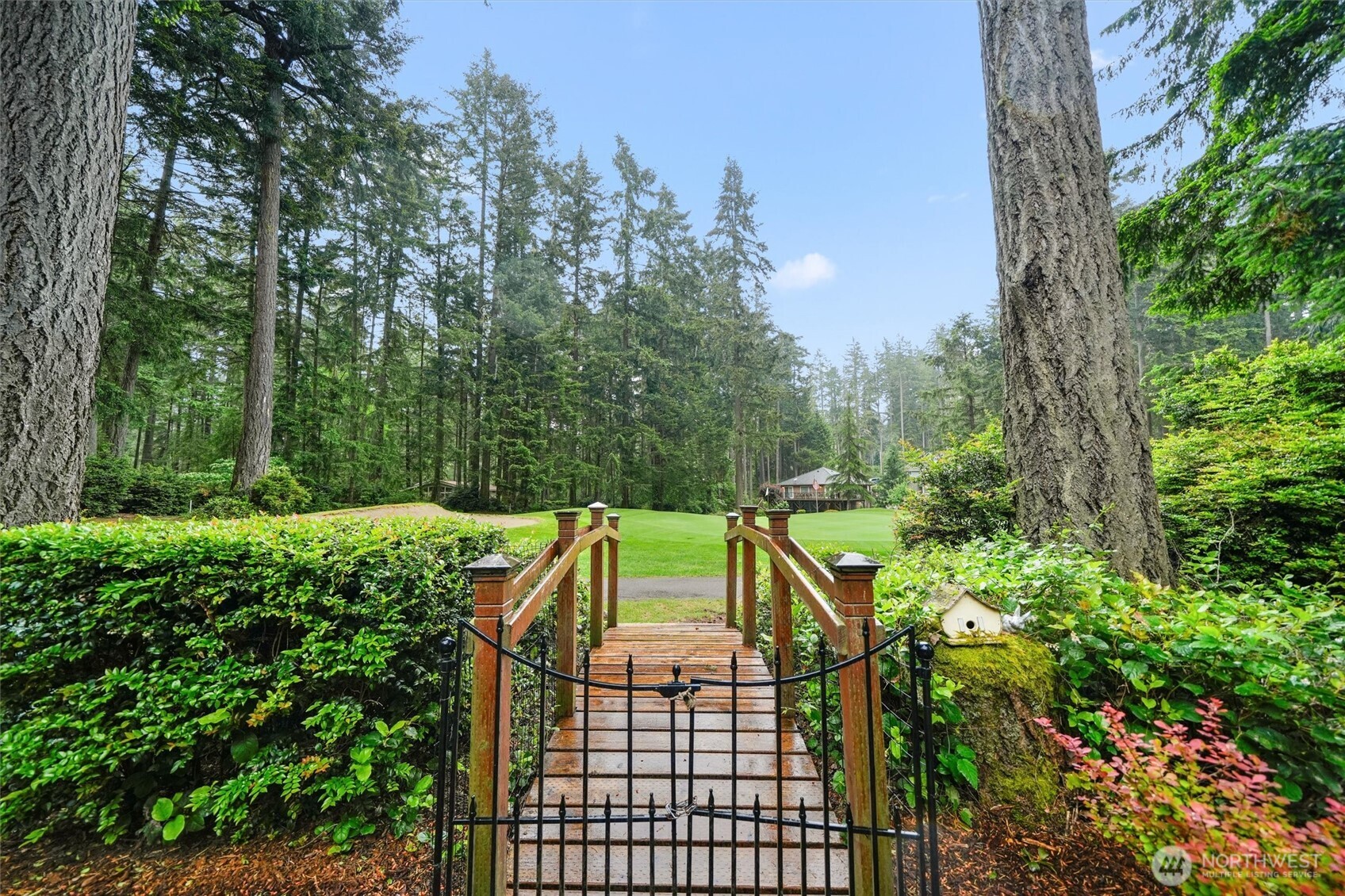 10507 Pioneer Drive , Anderson Island, WA 98303