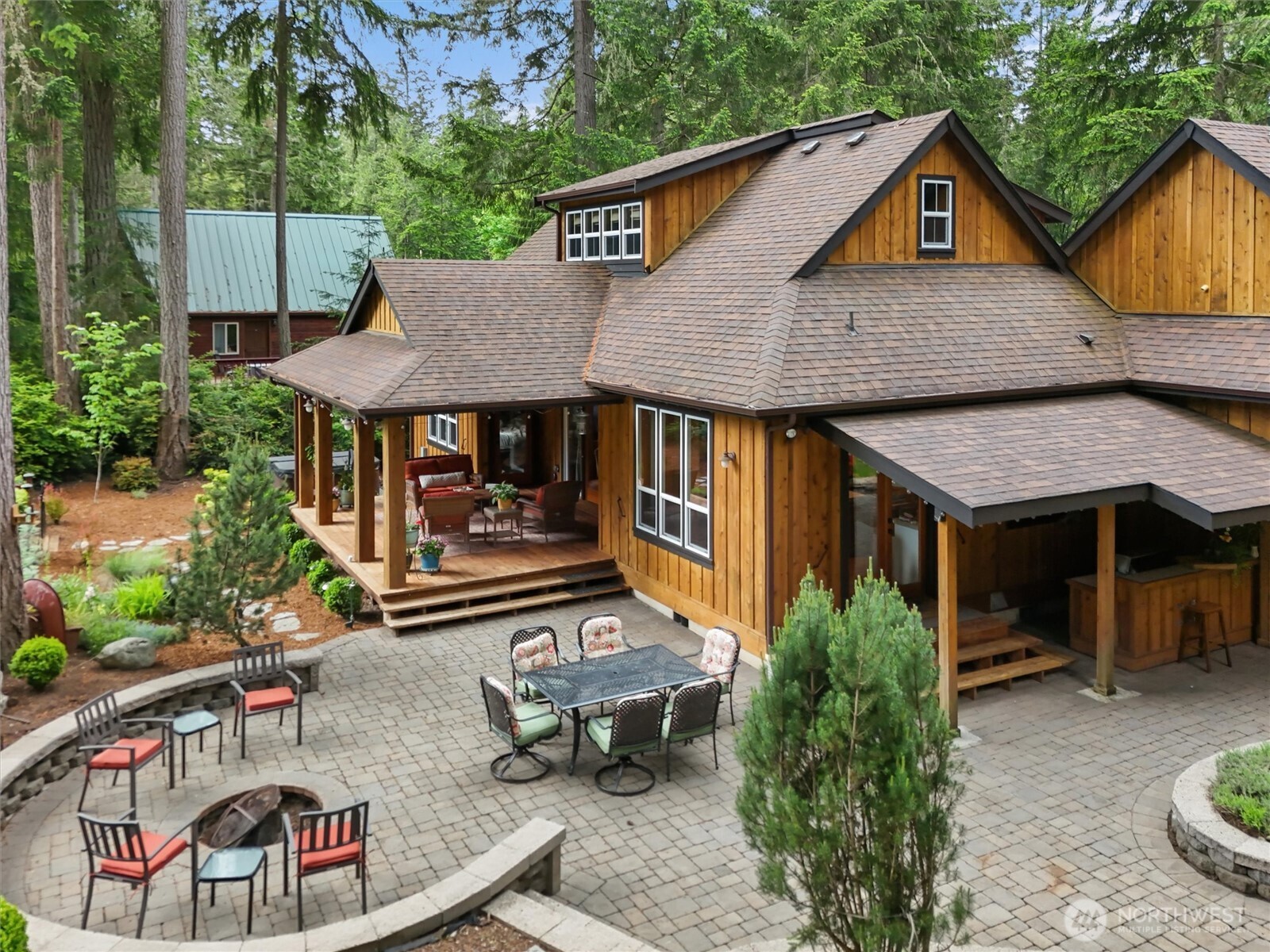 10507 Pioneer Drive , Anderson Island, WA 98303