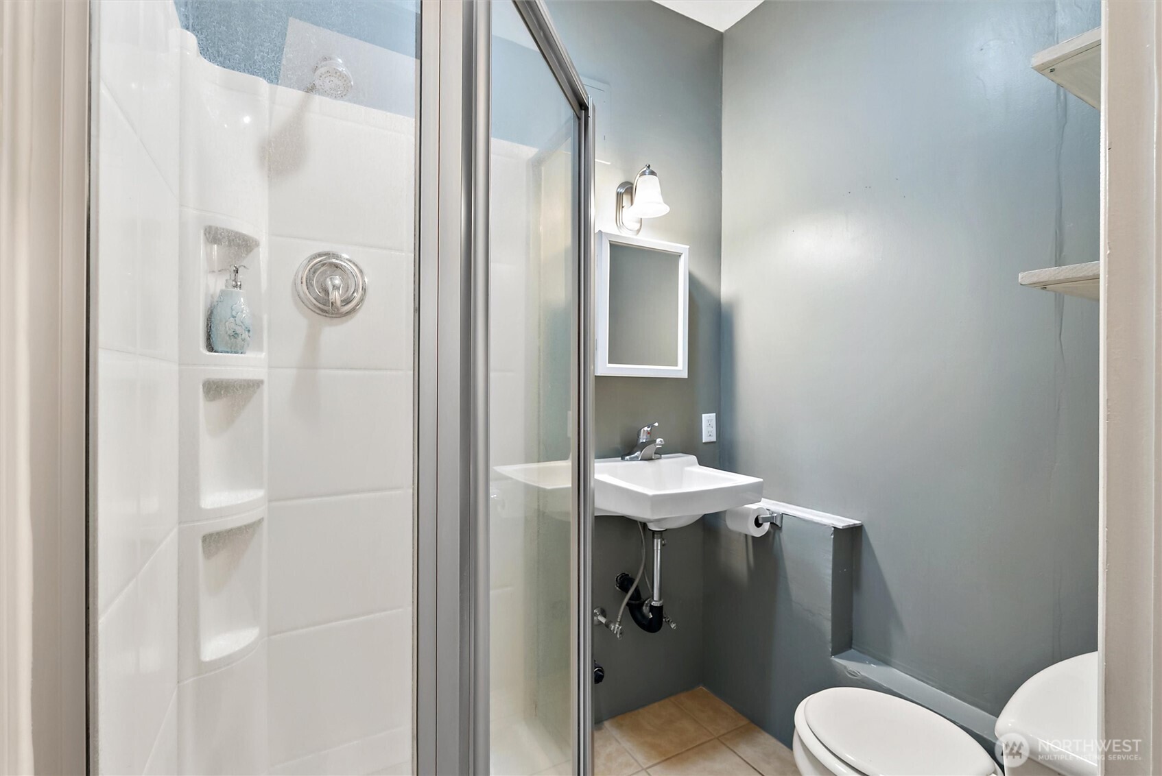 8419 S 116th , Seattle, WA 98178