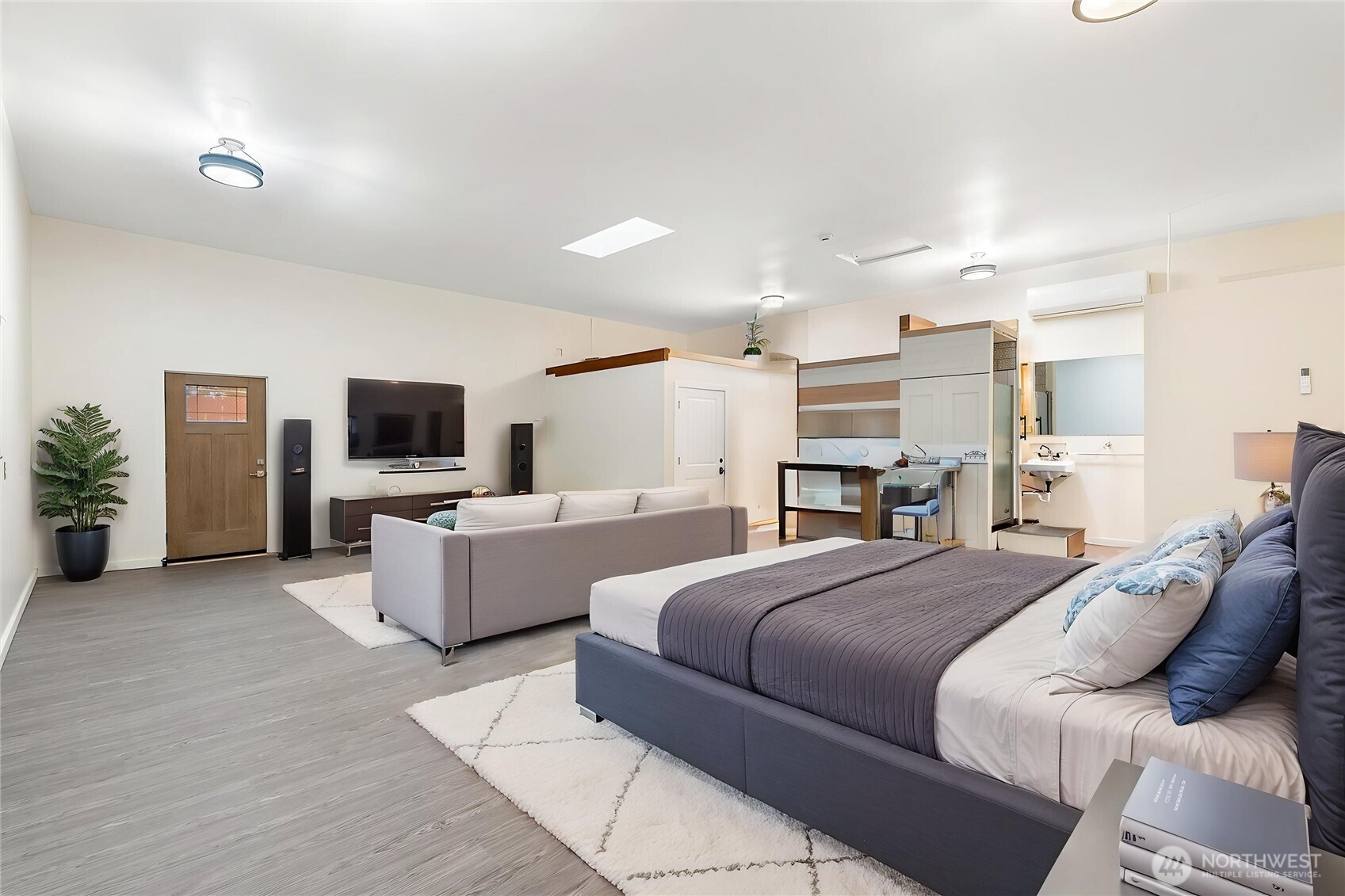 8419 S 116th , Seattle, WA 98178