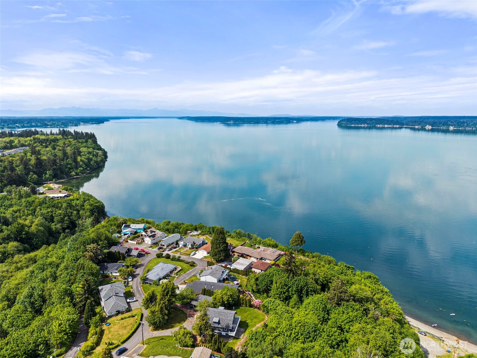 5045 Carole Drive NE, Olympia, WA 98516