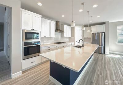 14830 Tyee Drive E, Bonney Lake, WA 98391 - Photo 2