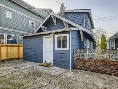 5242 11 Avenue NE, Seattle, WA 98105 - Photo 4