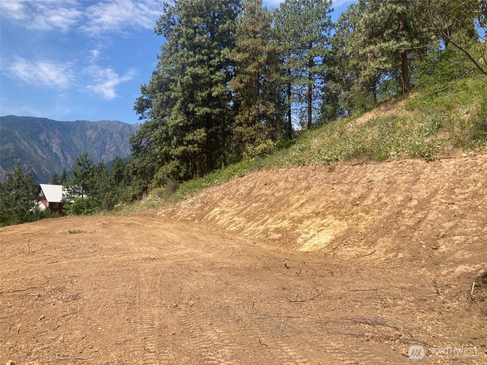 10690 Fox Road , Leavenworth, WA 98826