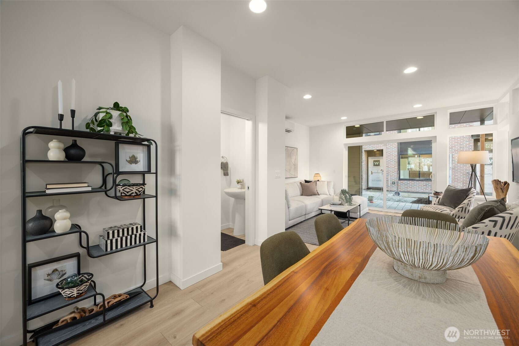 8327 A 12th Avenue NW, Seattle, WA 98117