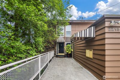 2215 W Raye Street , Seattle, WA 98199 - Photo 3