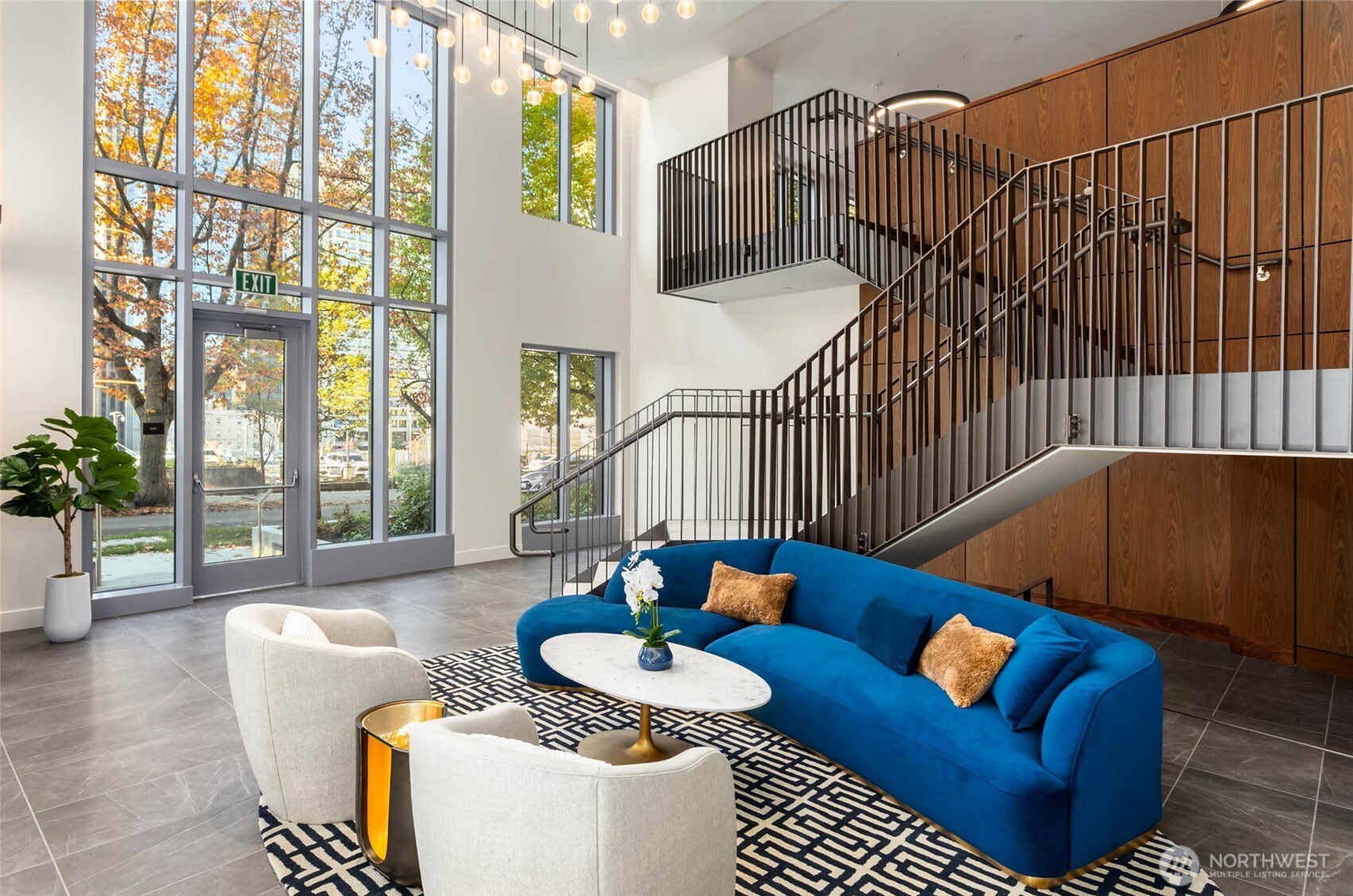 800 Columbia Street #1711, Seattle, WA 98104